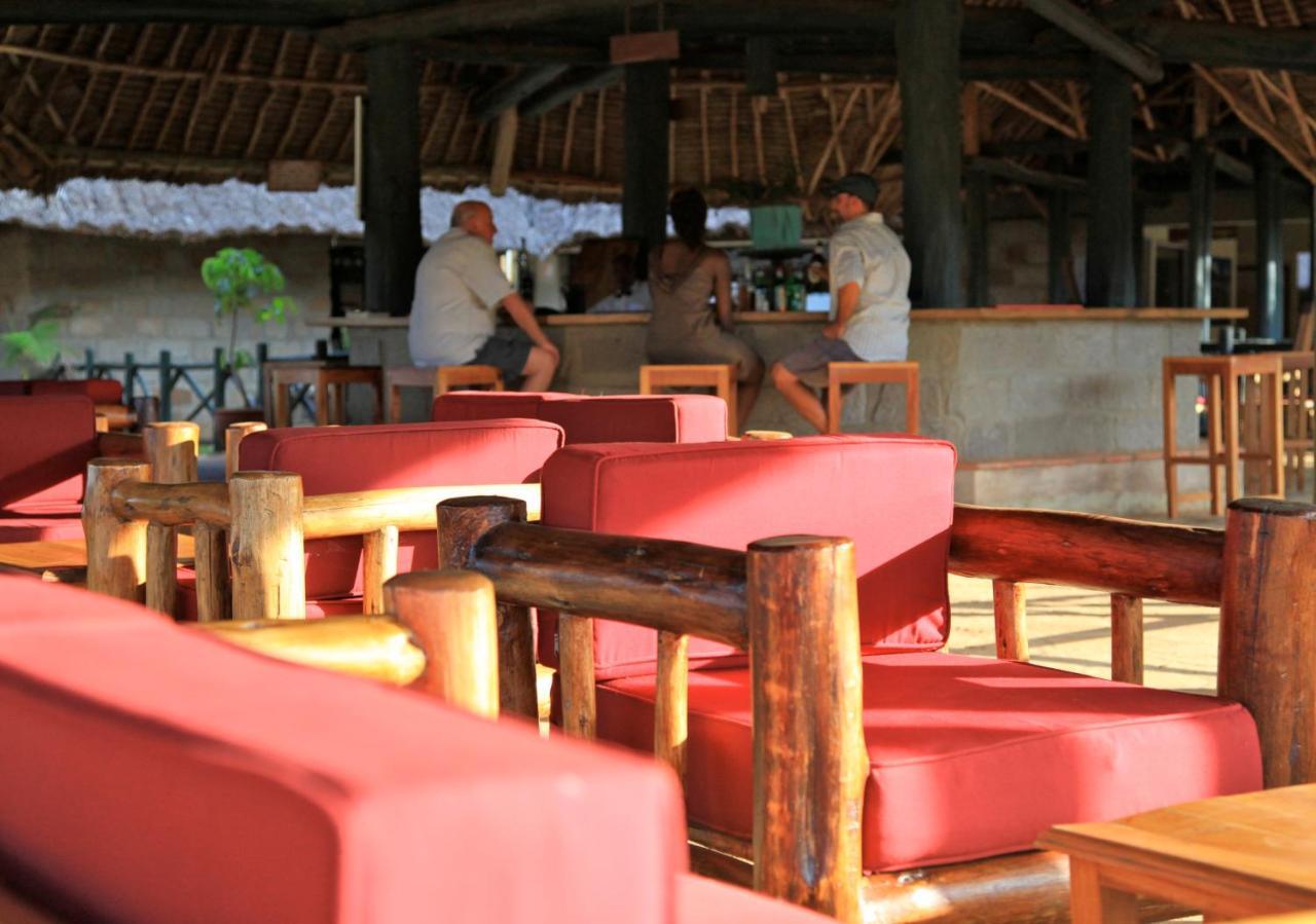 Voi Wildlife Lodge Eksteriør billede